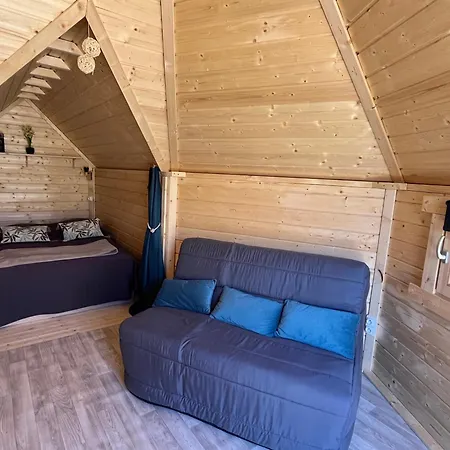 Οργανωμένο κάμπινγκ Insolite Kota Commequiers